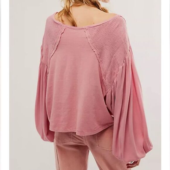 Free People Kathy Smocked Long Sleeve Tee Blush Rose Size M - Picture 3 of 12